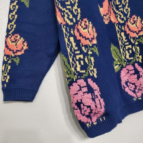 Vintage 90s Floral Tapestry Scallop Neck Sweater Top - Picture 5 of 5
